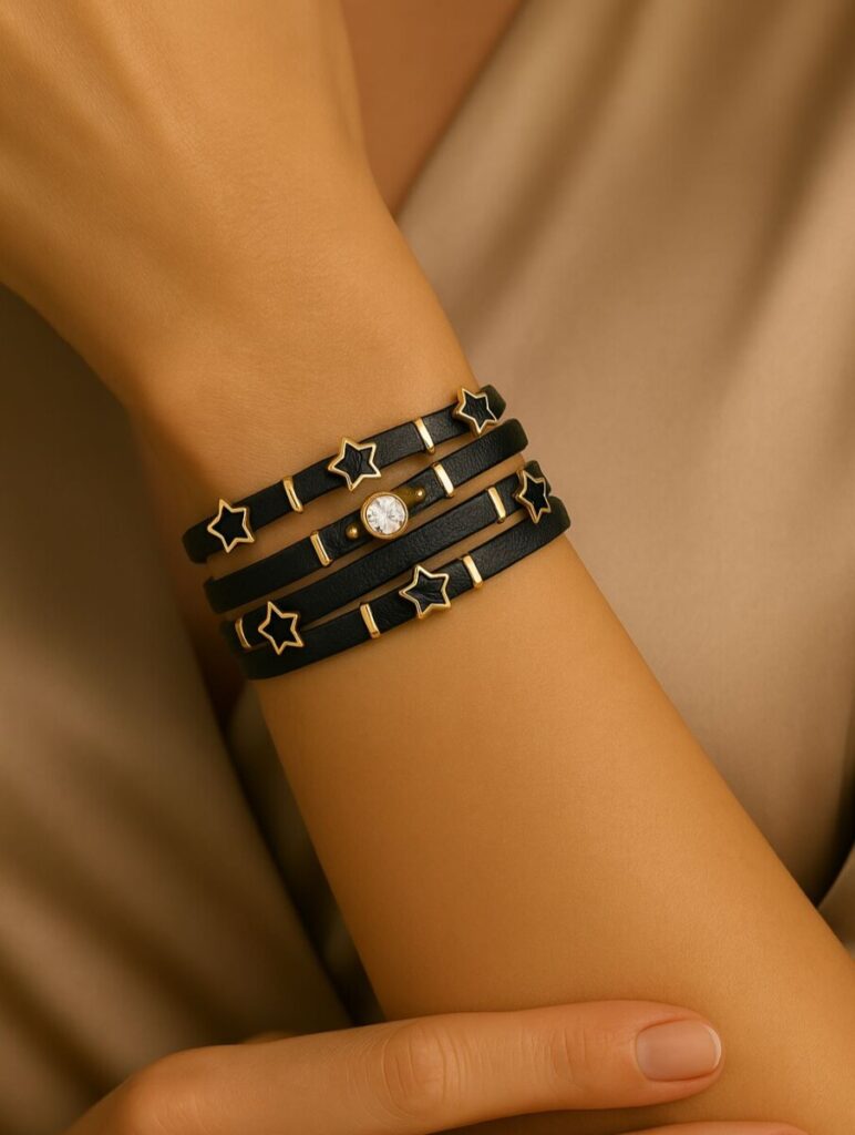 poignet avec bracelet en cuir noir pour femme